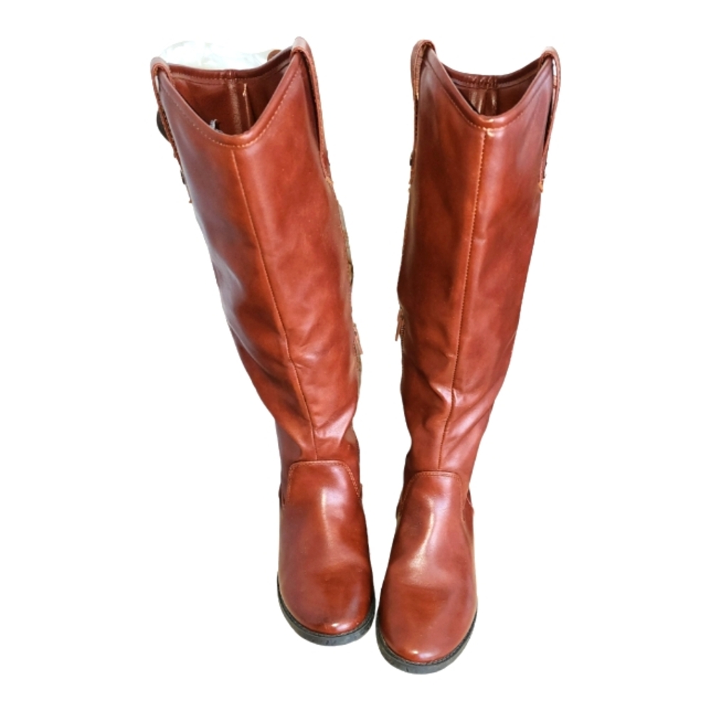 Belk Women's Heeled Boots in Rich Brown